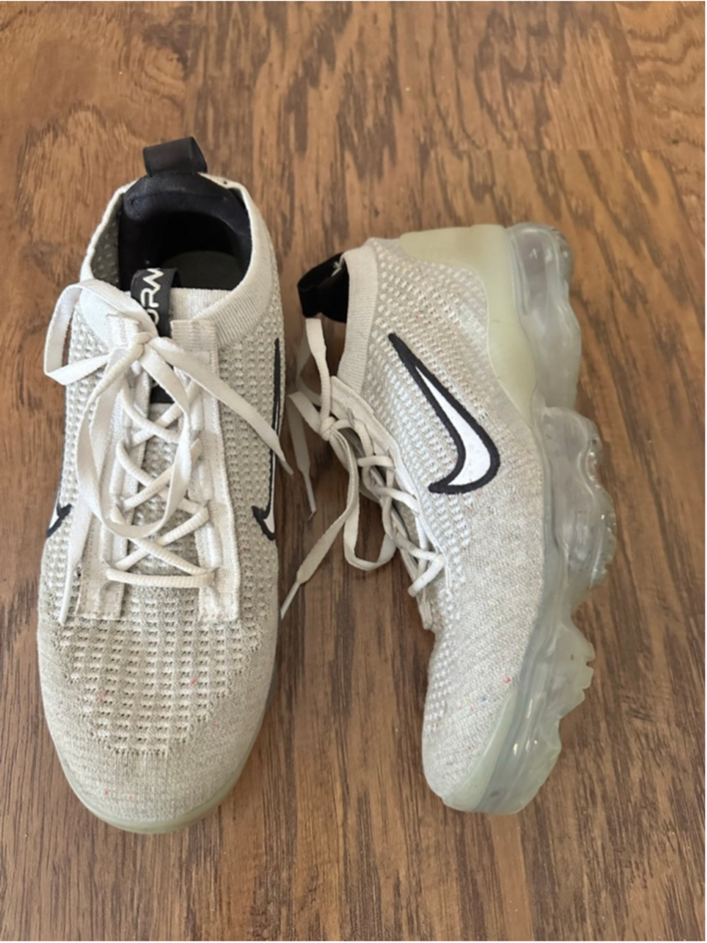 Nike Air VaporMax Flyknit 2021 White/Black Sneakers Women’s 8 / Youth 6.5Y